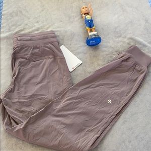 Lululemon dance studio jogger